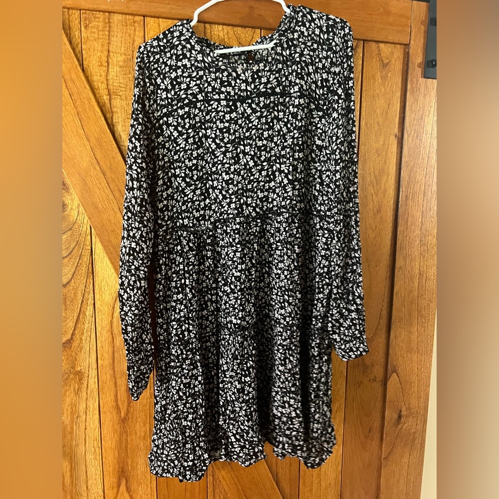Knox Rose Black and White Patterned Dress